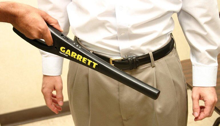 Garrett SuperWand El Tipi Üst Arama Dedektörü